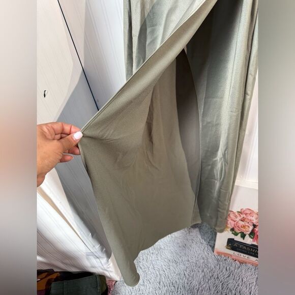 BHLDN Dylan One-Shoulder Satin Side-Slit Gown Sz 0 - Picture 6 of 11